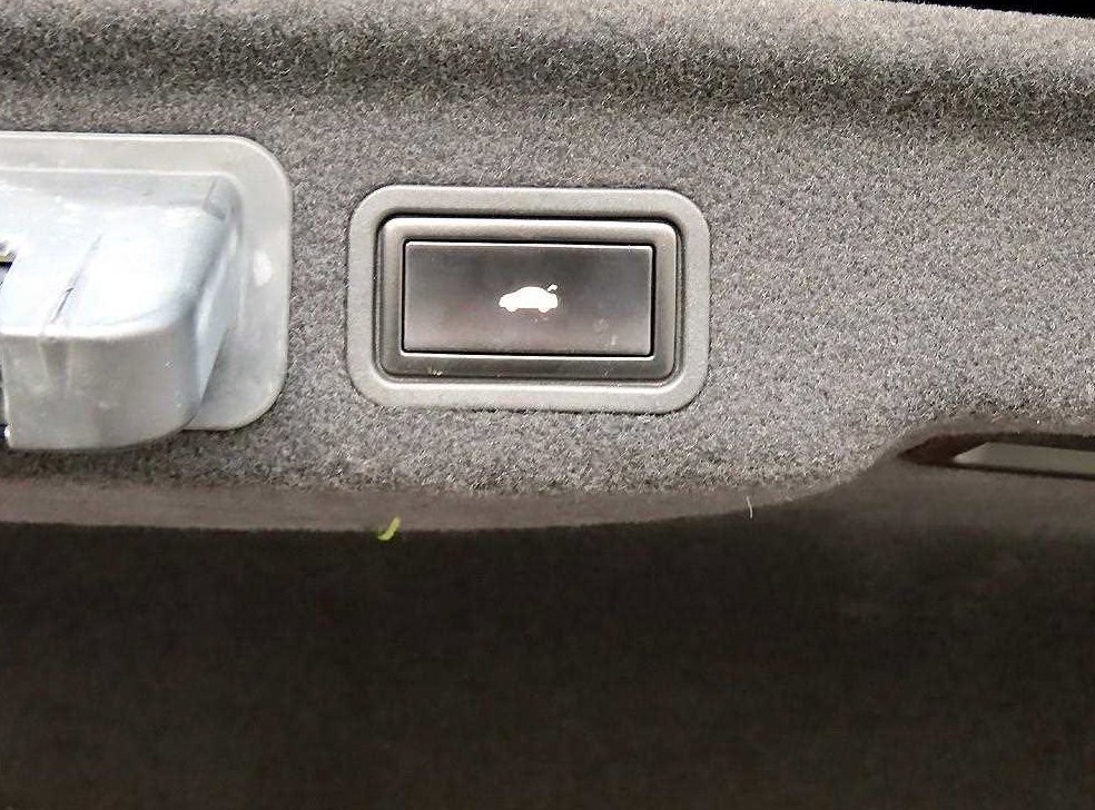 아우디 A8 3.0 TDI 콰트로 사진 17