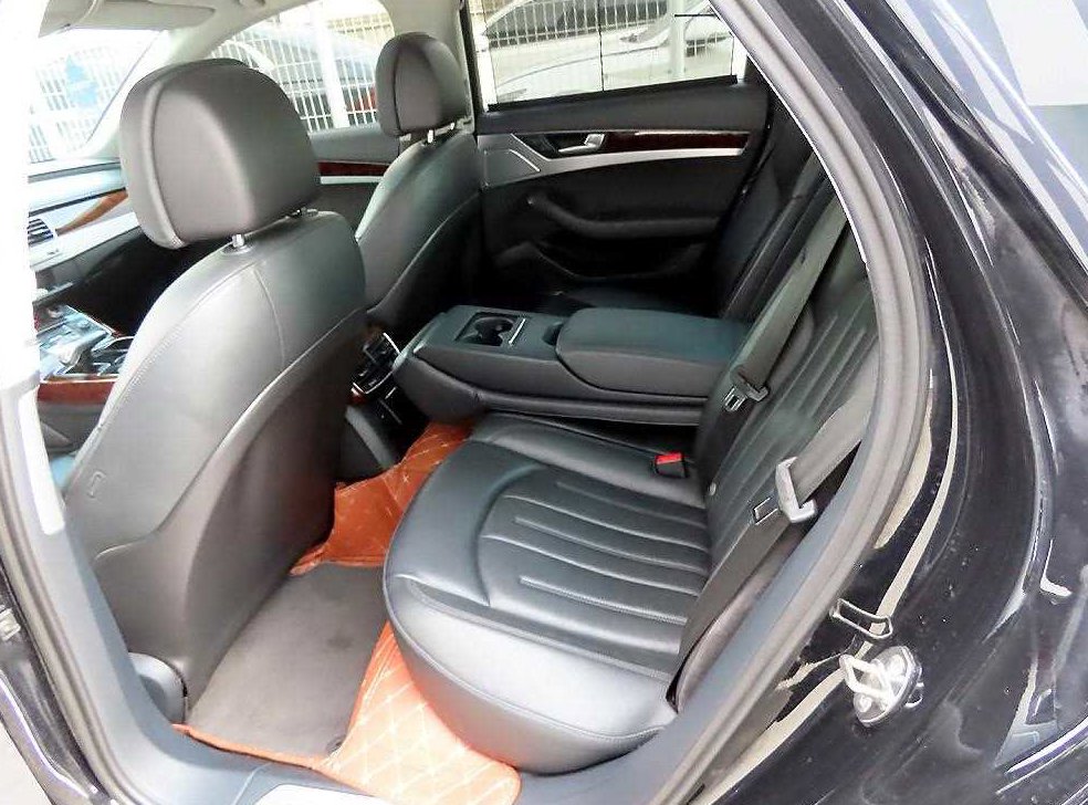아우디 A8 3.0 TDI 콰트로 사진 6