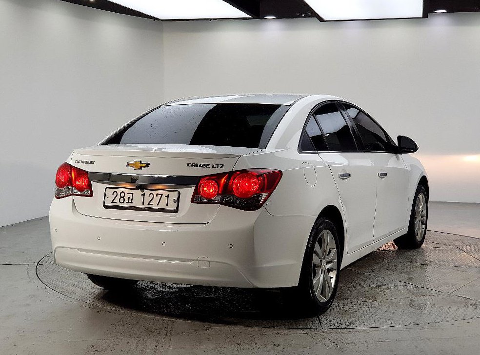 쉐보레 크루즈 1.8LTZ 사진 4