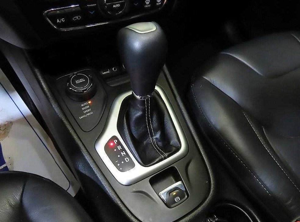 지프 체로키 2.4 론지튜드 AWD 사진 12