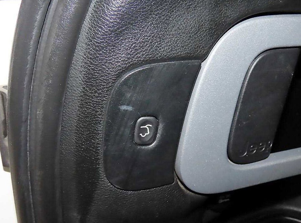지프 체로키 2.4 론지튜드 AWD 사진 15