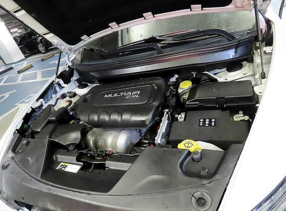 지프 체로키 2.4 론지튜드 AWD 사진 19