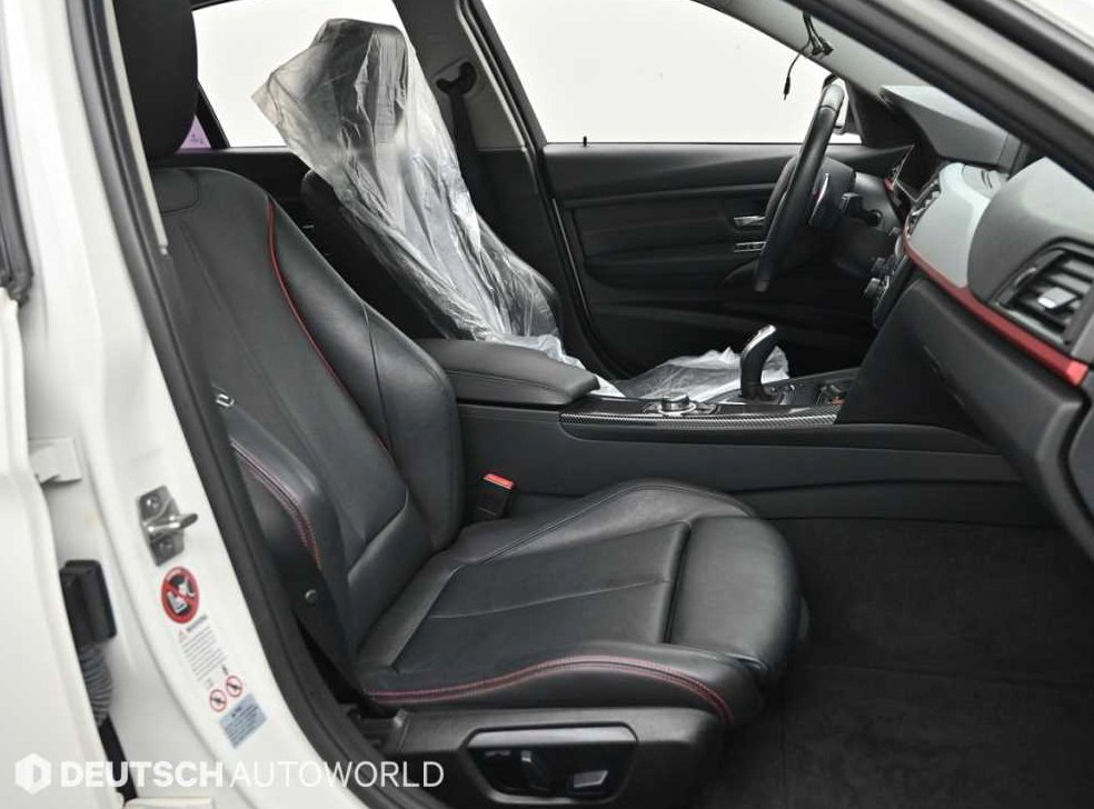 BMW 3시리즈 320i 사진 10