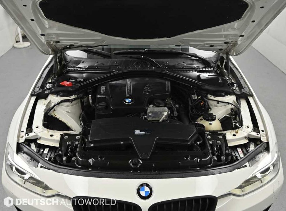 BMW 3시리즈 320i 사진 6