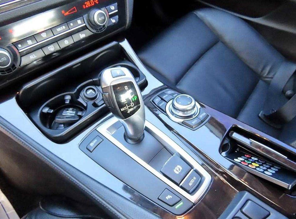 BMW 5시리즈 528i 사진 10