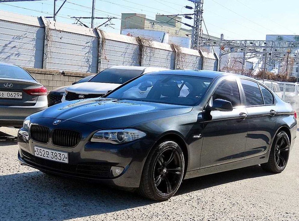 BMW 5시리즈 528i 사진 2