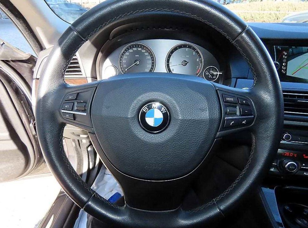 BMW 5시리즈 528i 사진 8