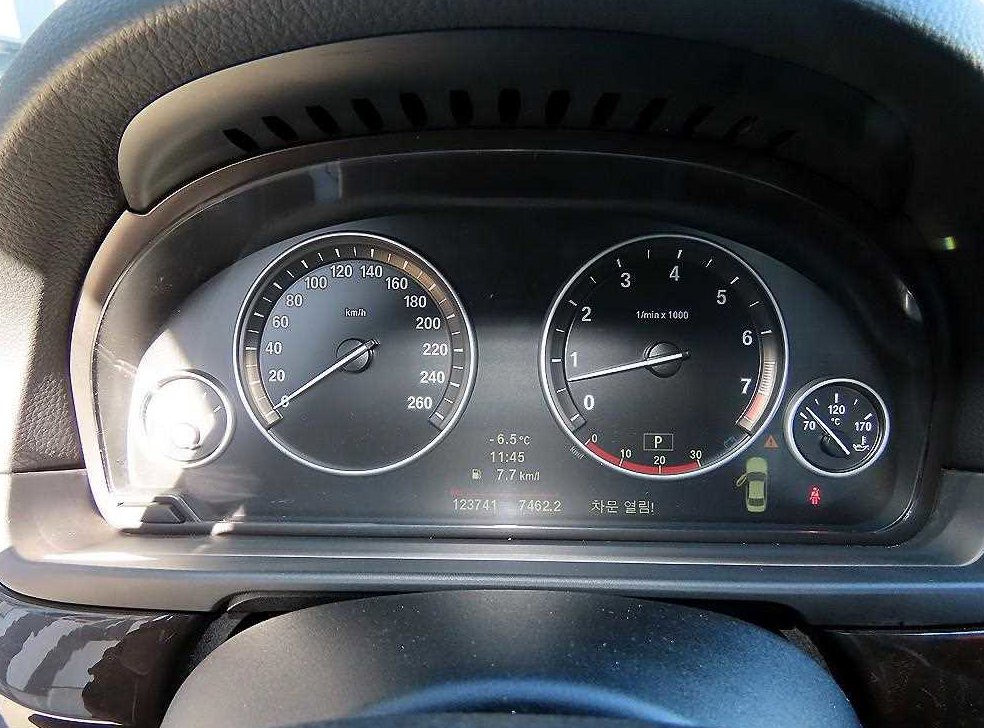BMW 5시리즈 528i 사진 9