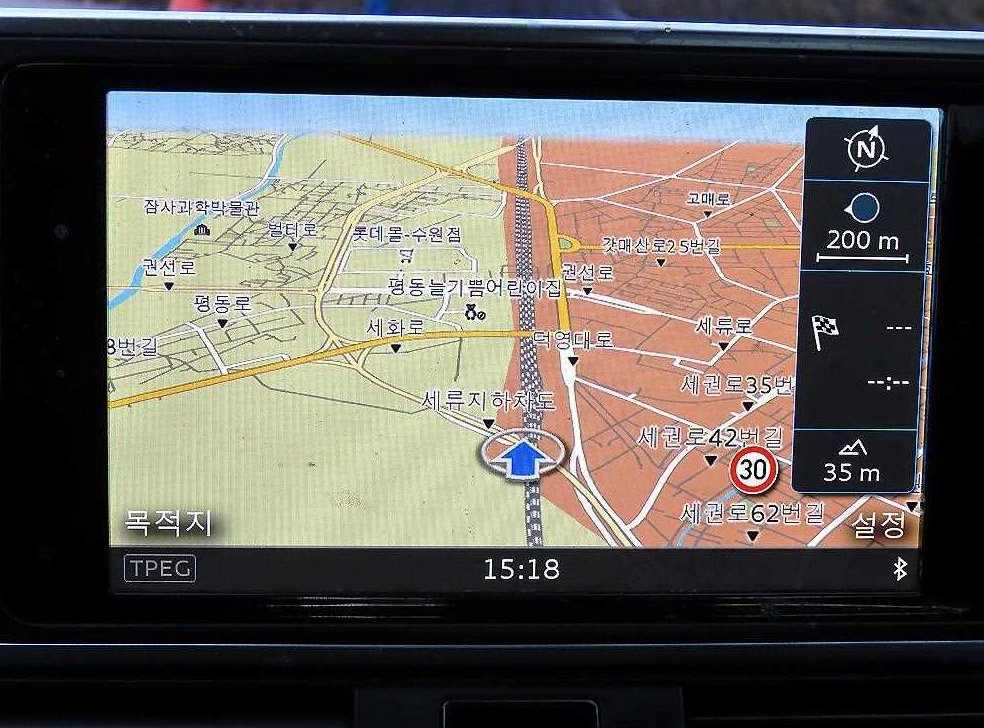 아우디 A6 40 TDI 콰트로 사진 14