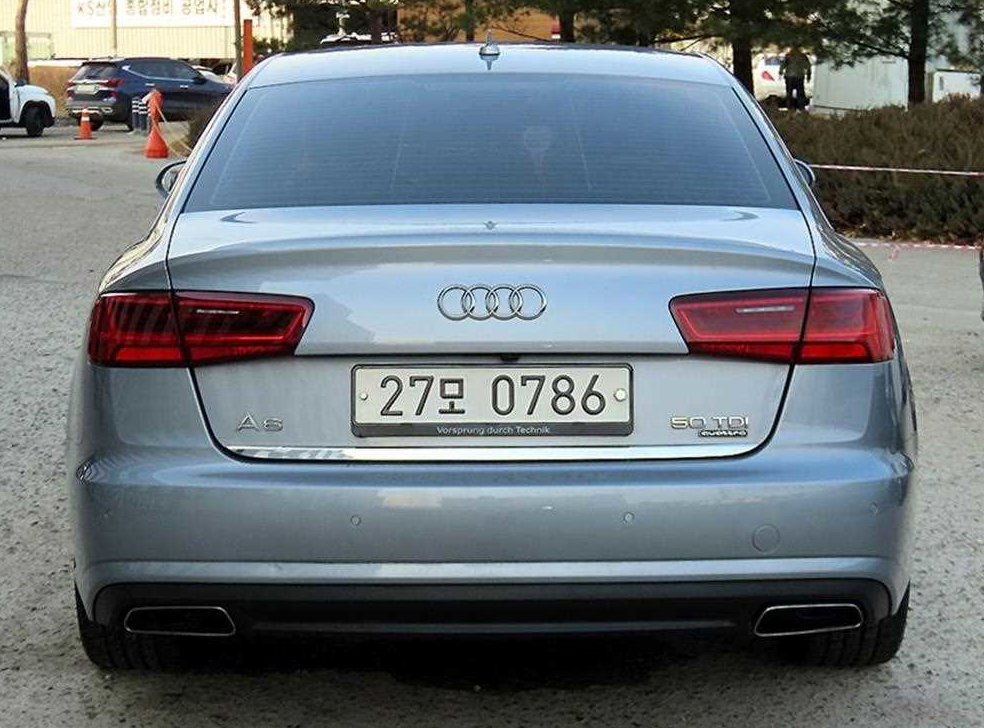 아우디 A6 40 TDI 콰트로 사진 4