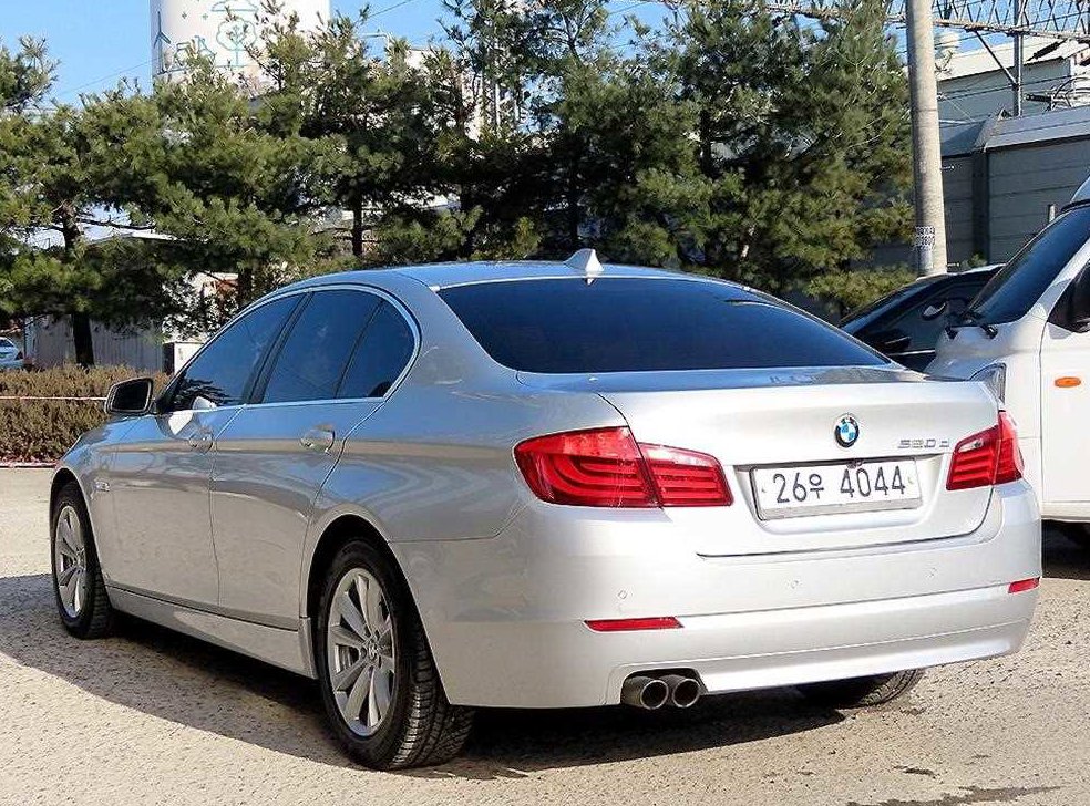 BMW 5시리즈 520d 사진 3
