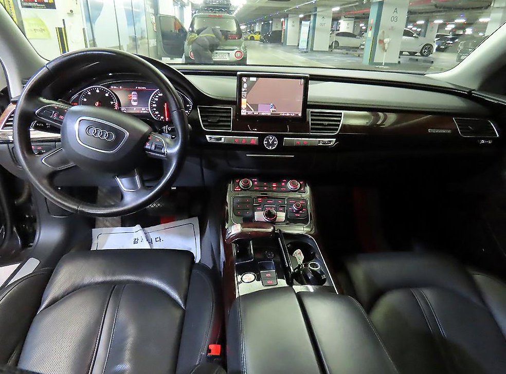 아우디 A8 4.2 FSI 콰트로 사진 10