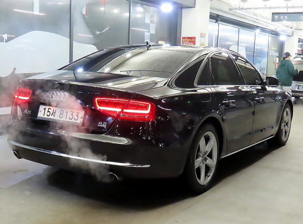아우디 A8 4.2 FSI 콰트로 사진 4