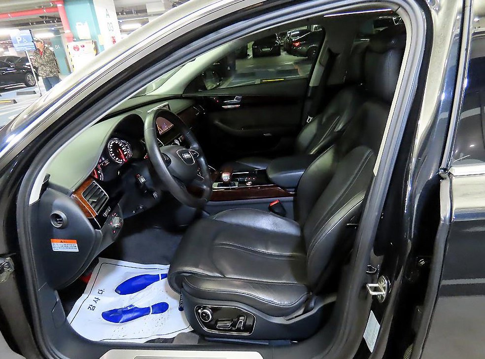 아우디 A8 4.2 FSI 콰트로 사진 6