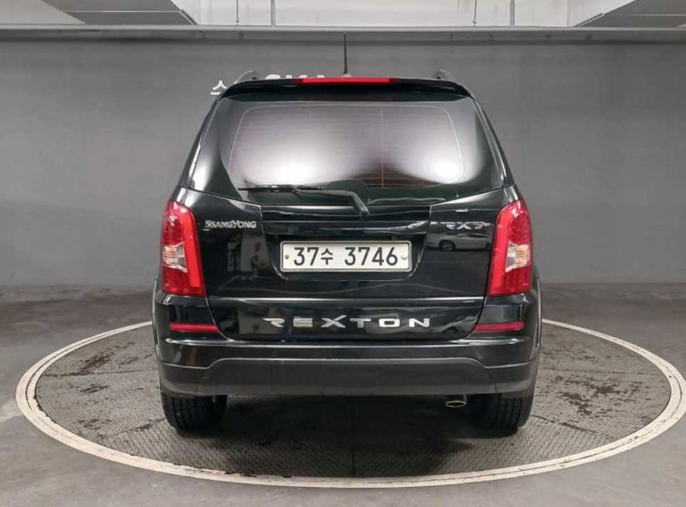 KG모빌리티(쌍용)  렉스턴 2.0  4WD RX7 사진 2