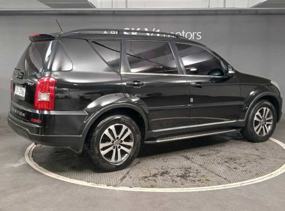 KG모빌리티(쌍용)  렉스턴 2.0  4WD RX7 사진 4