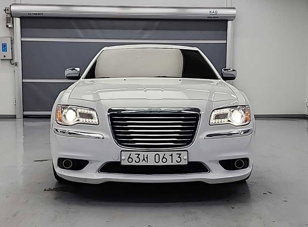 크라이슬러 300C 3.0 디젤 사진 2