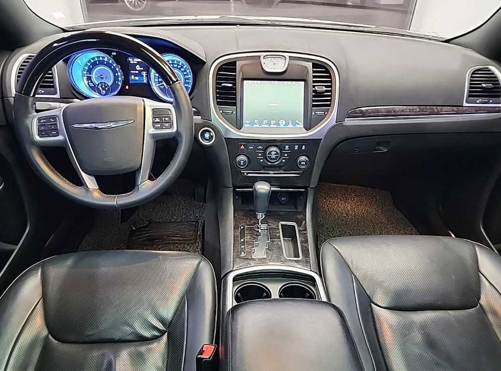 크라이슬러 300C 3.0 디젤 사진 7
