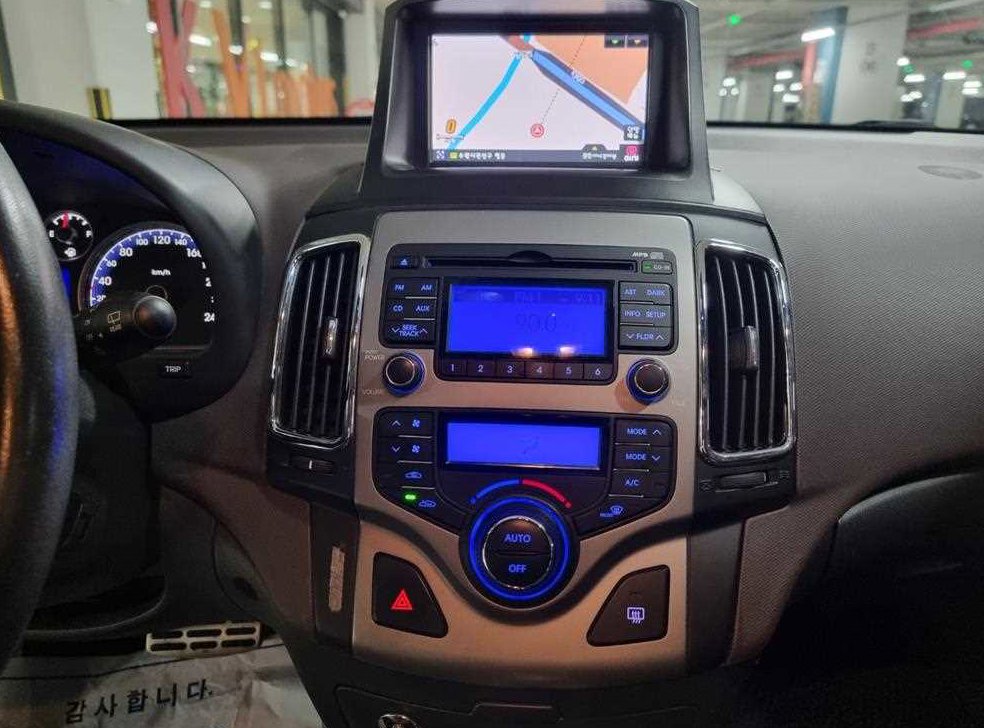 현대 i30 1.6 VVT 사진 10