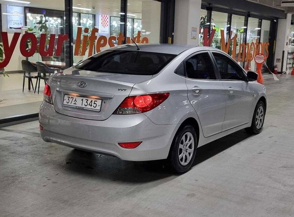 현대 엑센트 1.4VVT 럭셔리 사진 4