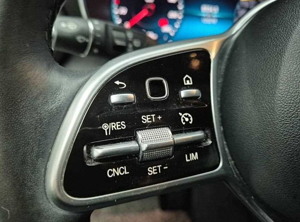 벤츠 GLC 클래스 GLC 300 4MATIC 사진 16