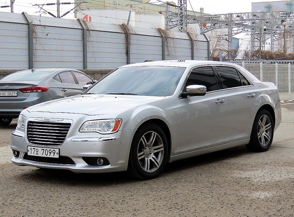 크라이슬러 300C 3.0 디젤 사진 2