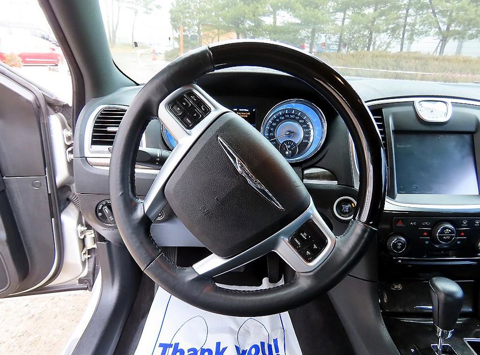 크라이슬러 300C 3.0 디젤 사진 8