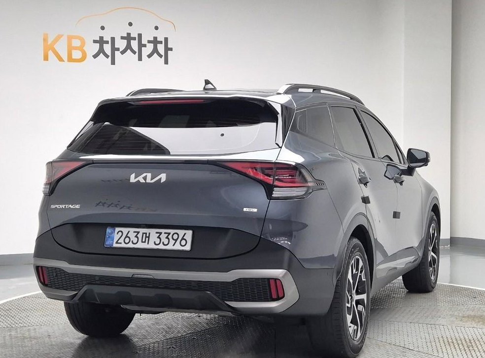 기아 스포티지 1.6 터보HEV 2WD 사진 3