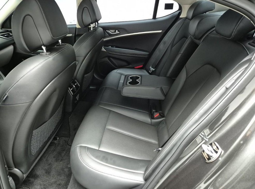 제네시스 G70 가솔린 2.0T 4WD 사진 8
