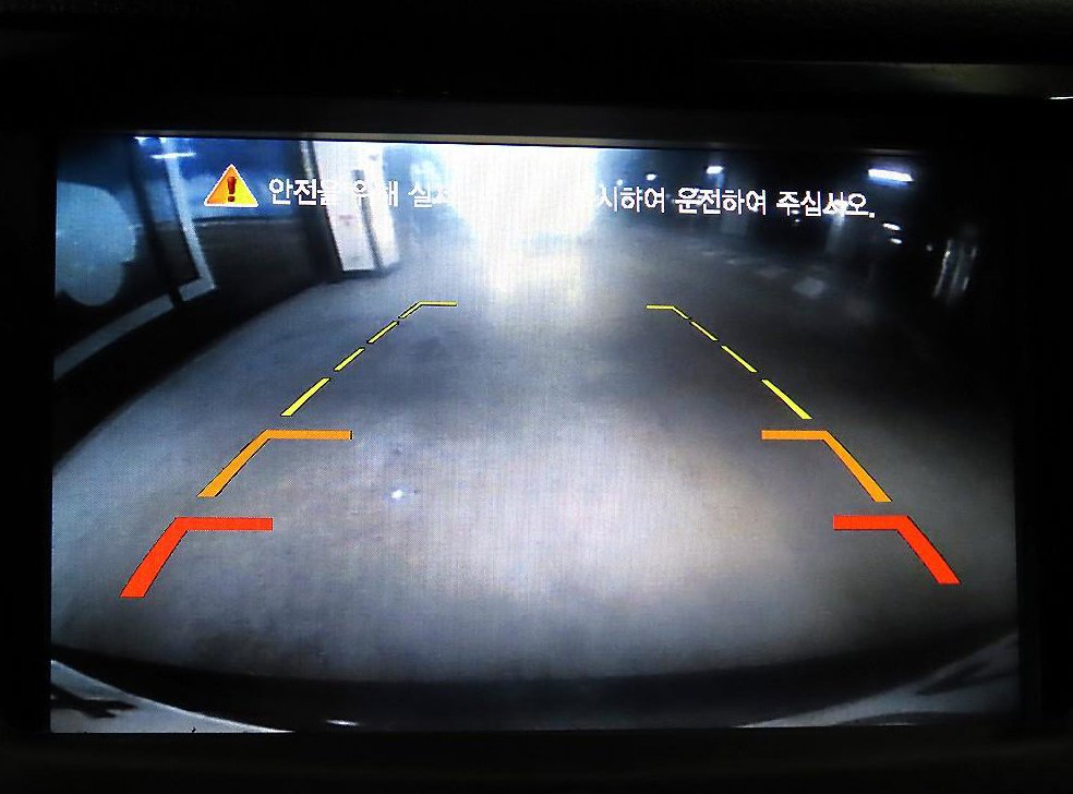 KG모빌리티(쌍용)  티볼리 디젤 2WD 1.6 LX 사진 16