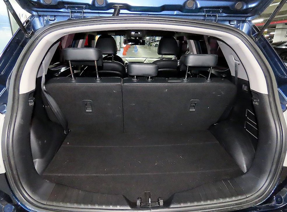 KG모빌리티(쌍용)  티볼리 디젤 2WD 1.6 LX 사진 18