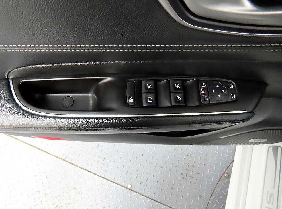 르노코리아(삼성) SM6 가솔린 2.0 GDe 사진 11