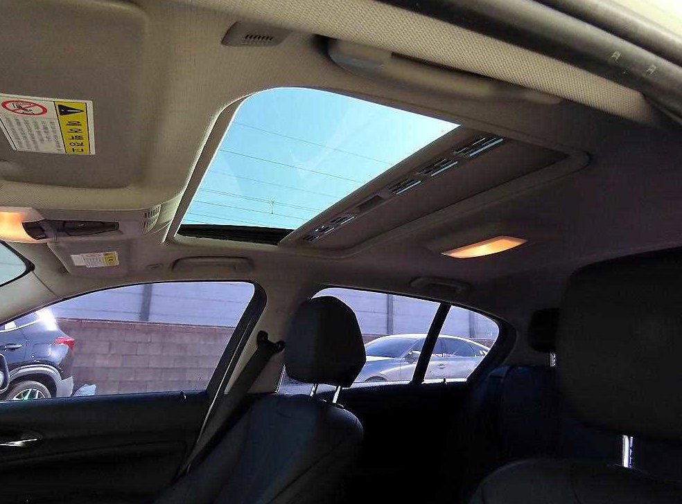 BMW 1시리즈 118d 스포츠 사진 15