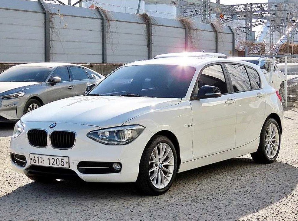BMW 1시리즈 118d 스포츠 사진 2