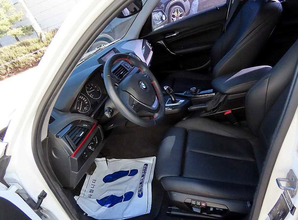 BMW 1시리즈 118d 스포츠 사진 5