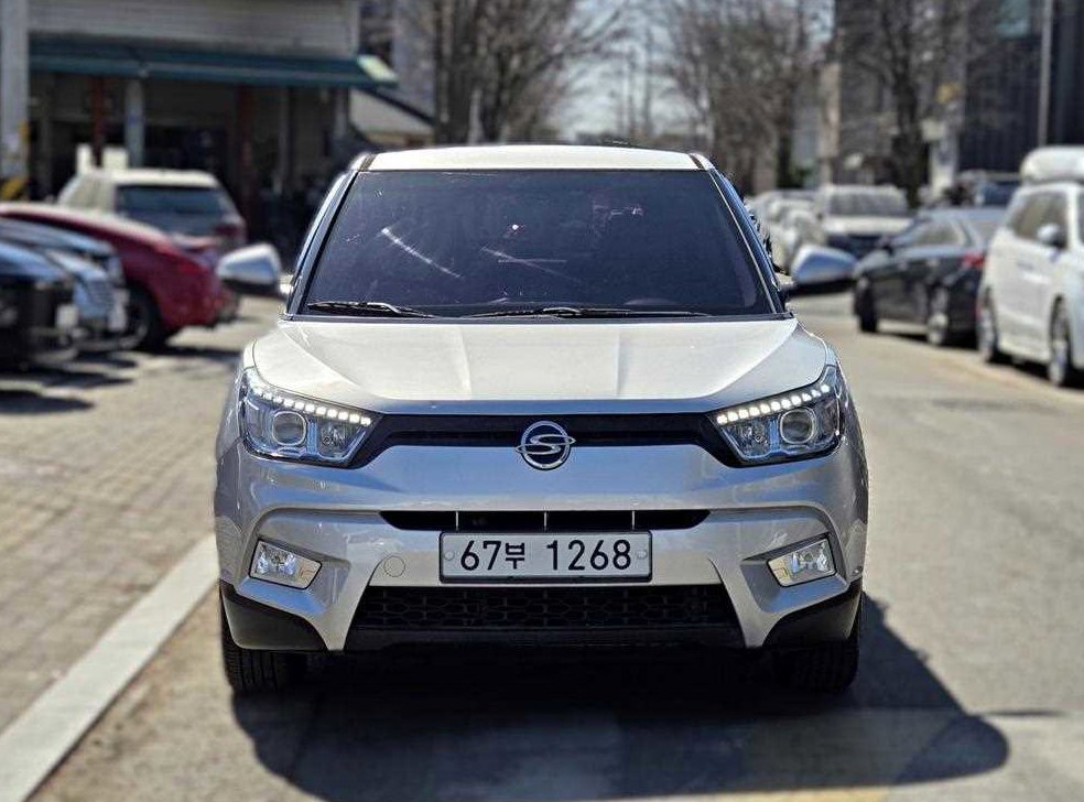 KG모빌리티(쌍용)  티볼리 가솔린 2WD 1.6 VX 사진 3