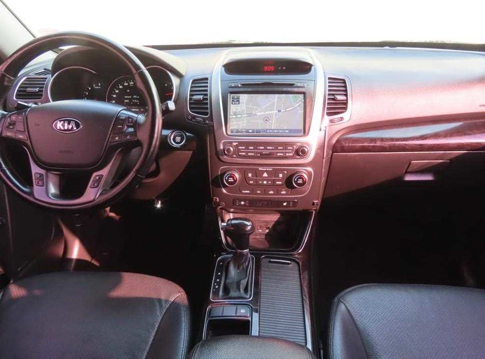 기아 쏘렌토 2WD 2.0 TLX 사진 8