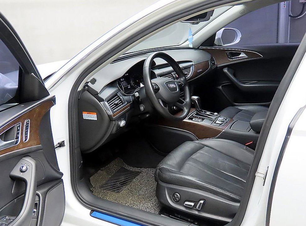 아우디 A6 35 TDI 콰트로 사진 5