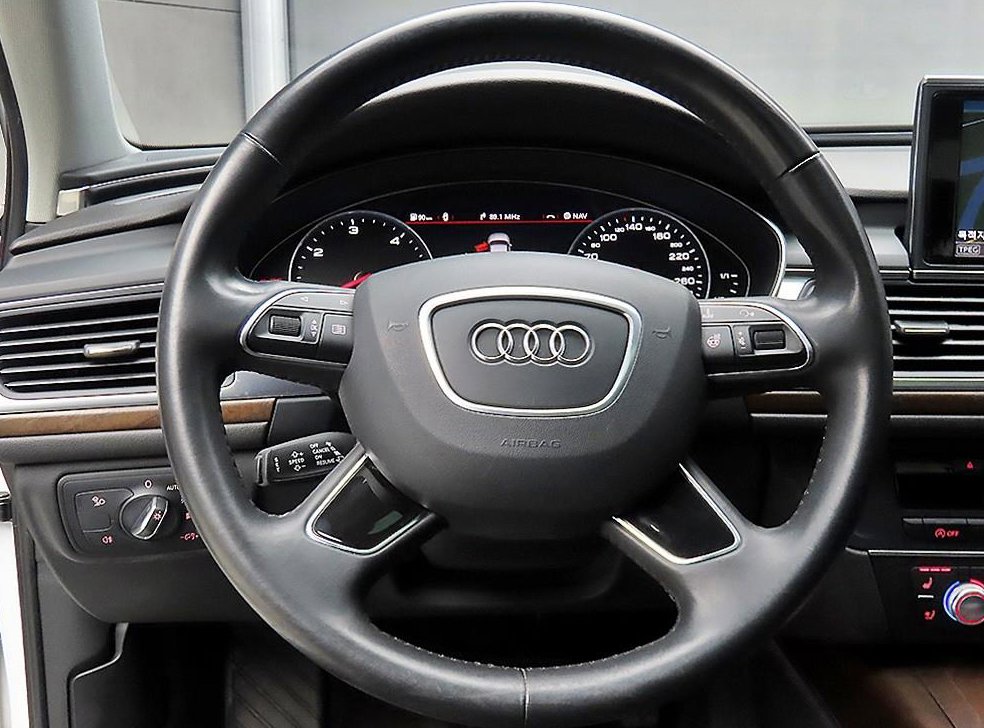 아우디 A6 35 TDI 콰트로 사진 9