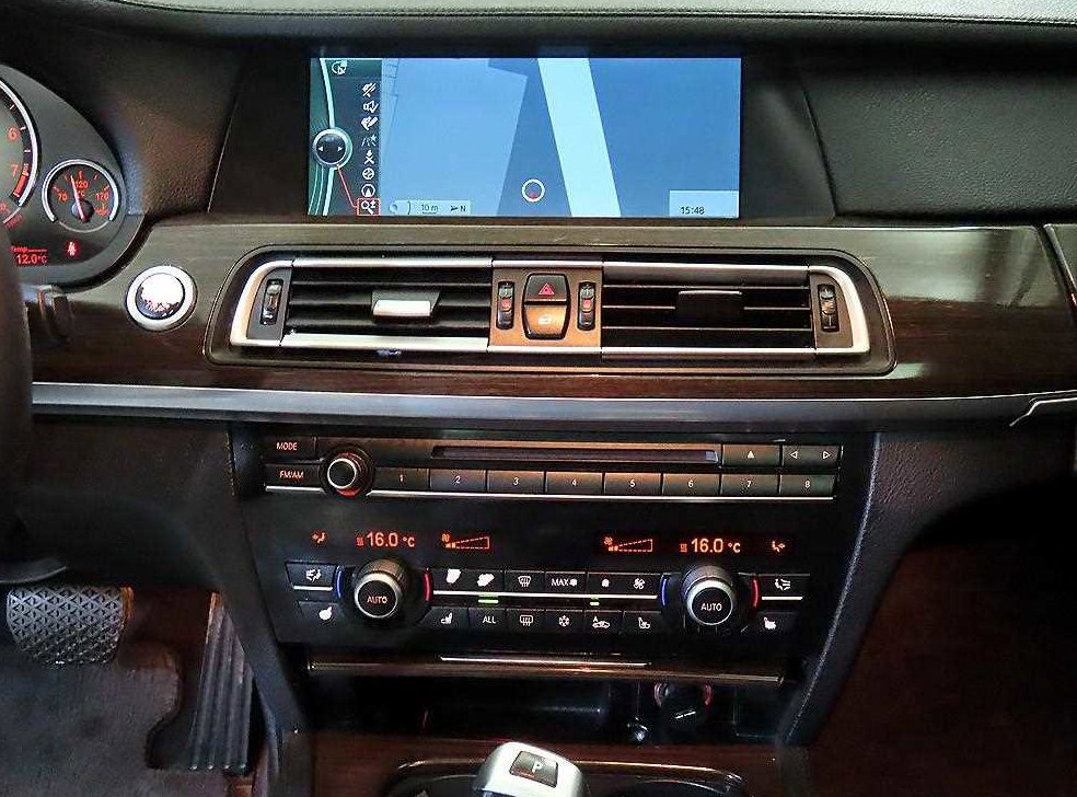 BMW 7시리즈 740 사진 11