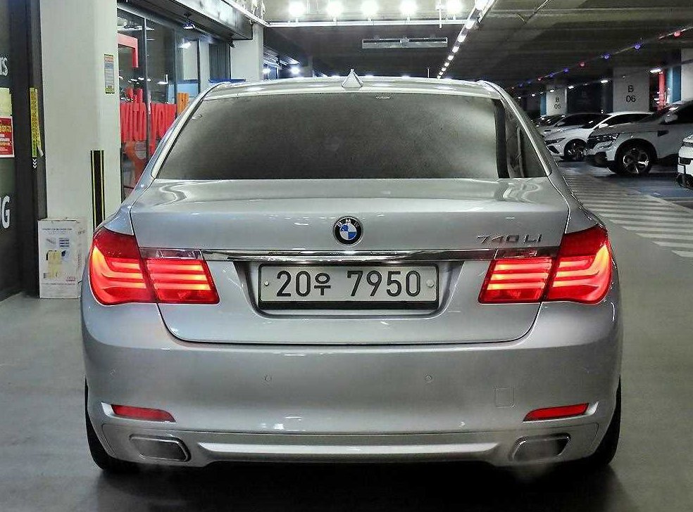 BMW 7시리즈 740 사진 5