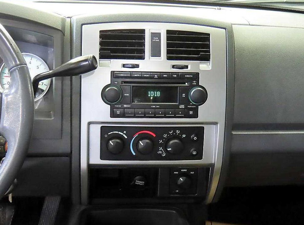 다찌 다코타 QUAD CAB 4X4 사진 11