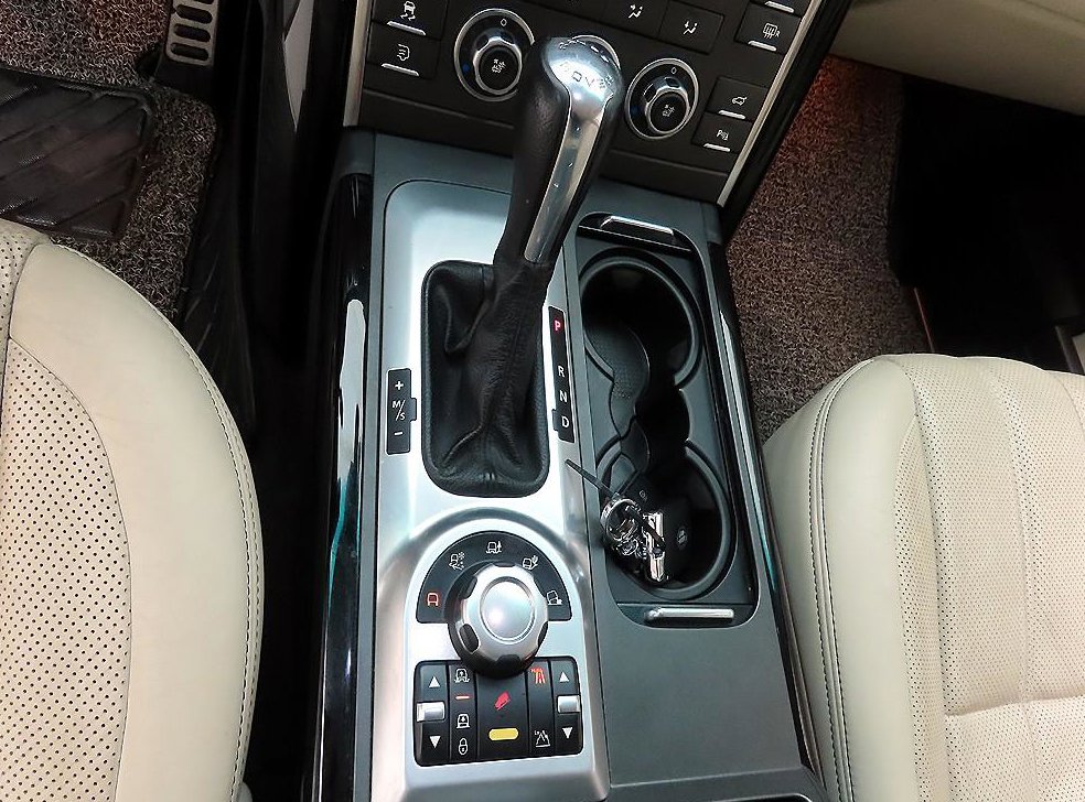 랜드로버 레인지로버 V8 5.0 SUPERCHARGED 사진 10