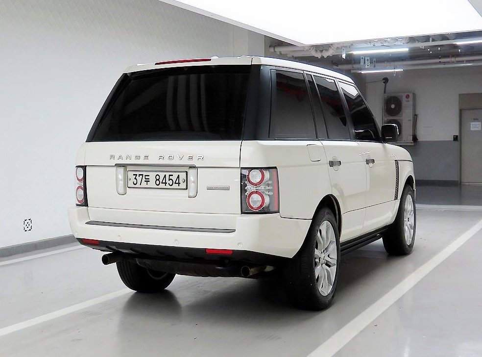 랜드로버 레인지로버 V8 5.0 SUPERCHARGED 사진 4