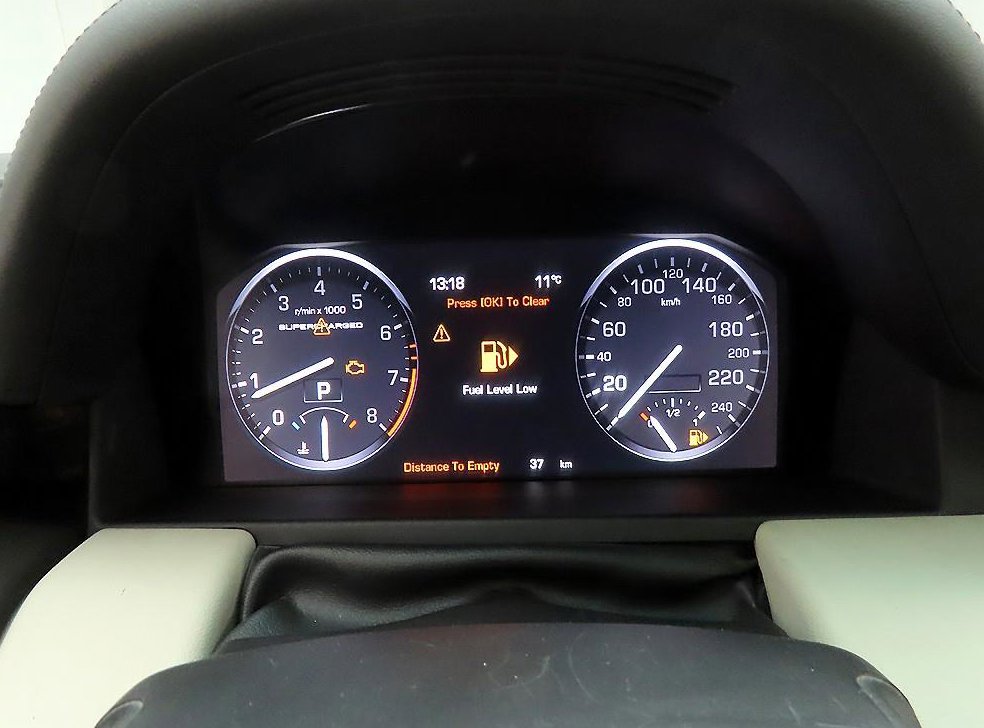 랜드로버 레인지로버 V8 5.0 SUPERCHARGED 사진 6