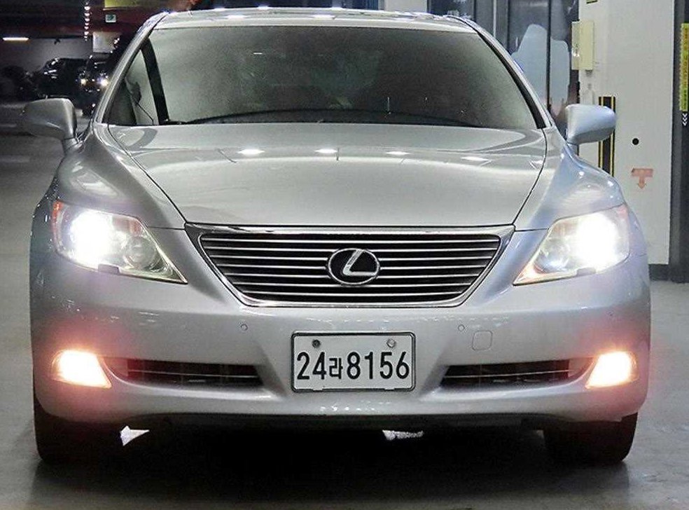 렉서스 LS AWD 사진 2