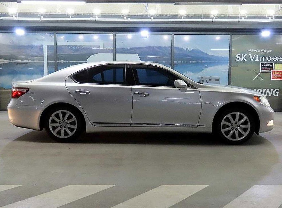 렉서스 LS AWD 사진 3