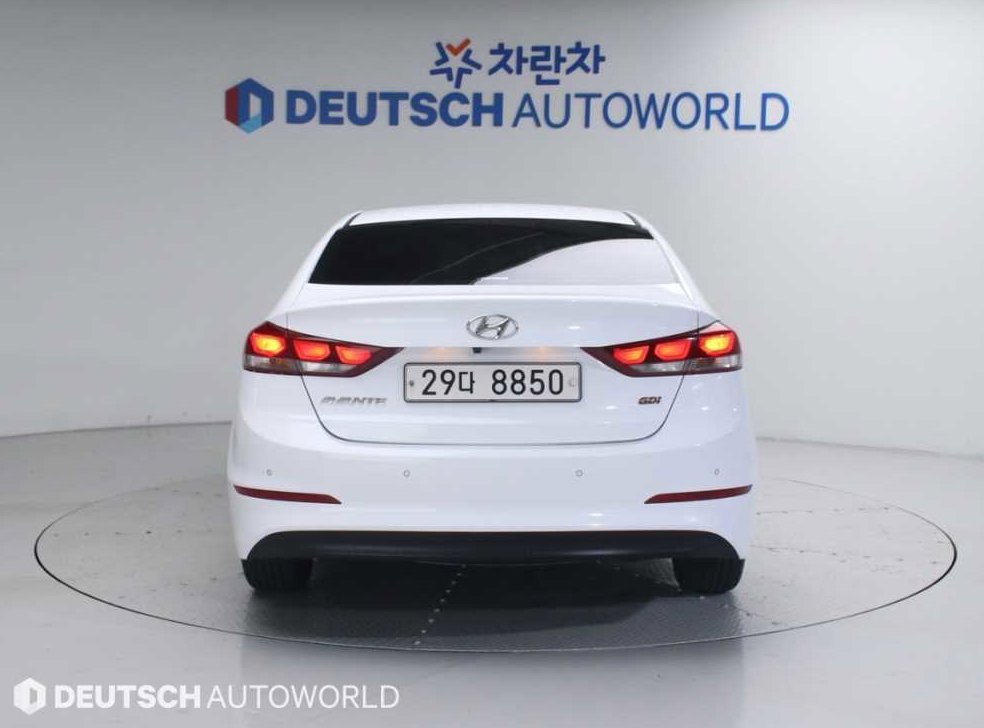 현대 아반떼 1.6 GDI 스마트 스페셜 사진 4