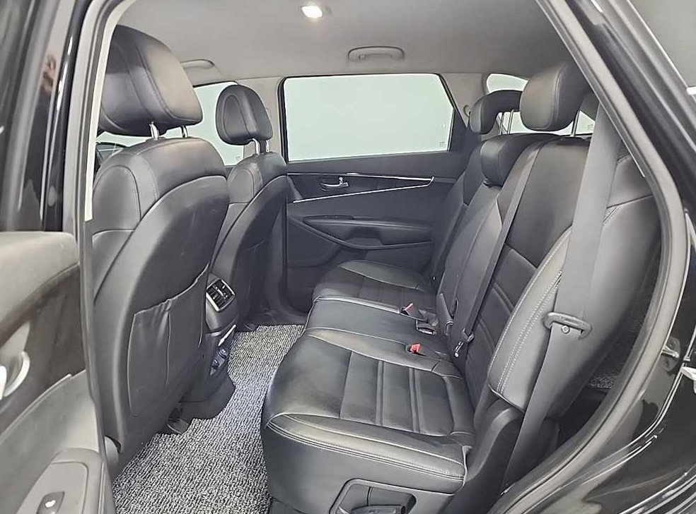 기아 쏘렌토 디젤 2WD 2.0 프레스티지 사진 12