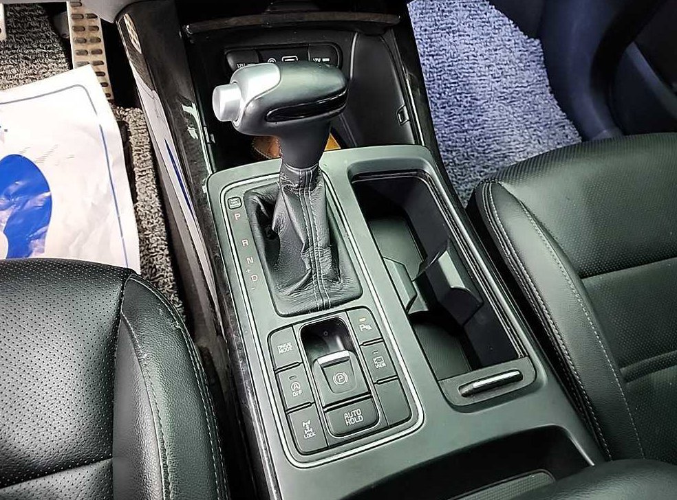 기아 쏘렌토 디젤 2WD 2.0 프레스티지 사진 8